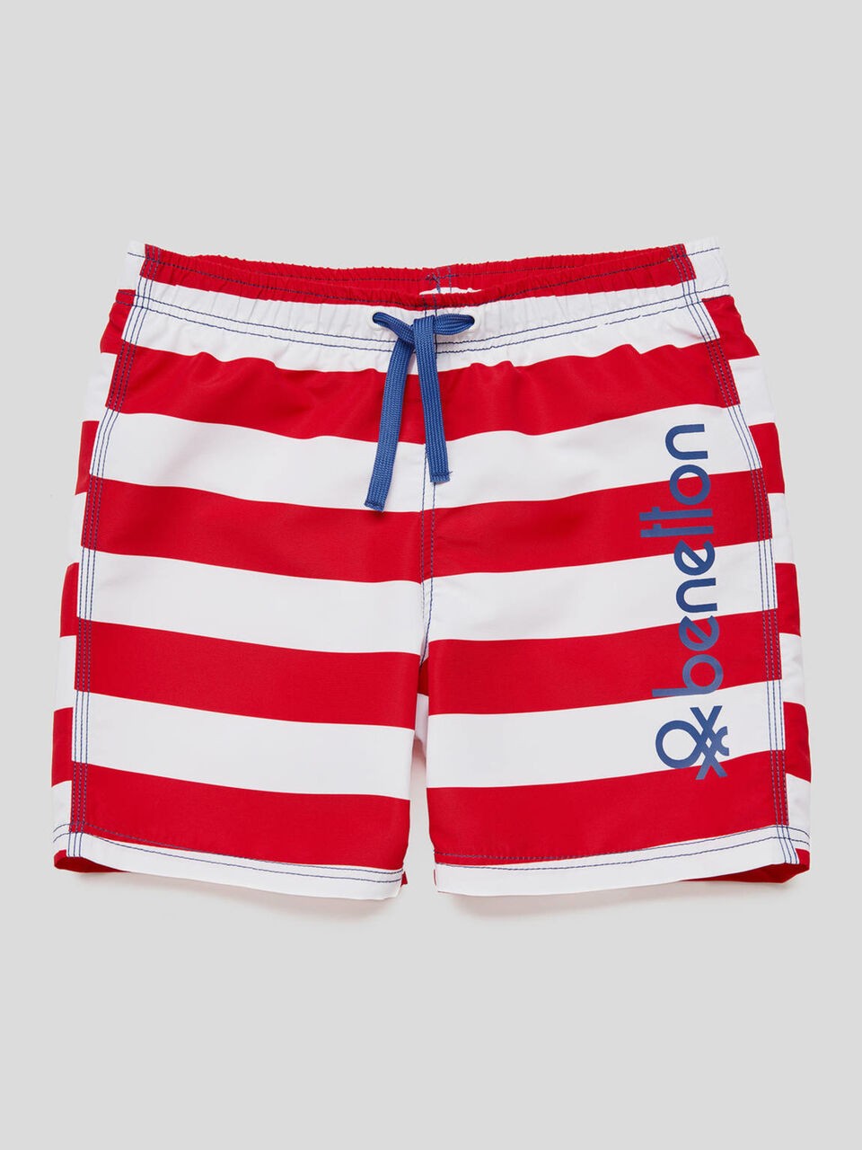 Gestreifte Badeshorts mit Logo image number 1