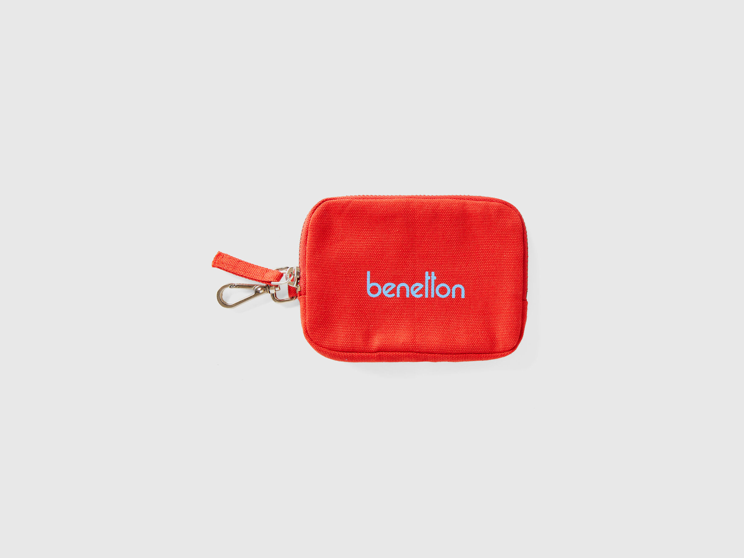 Red keychain and coin purse image number 0