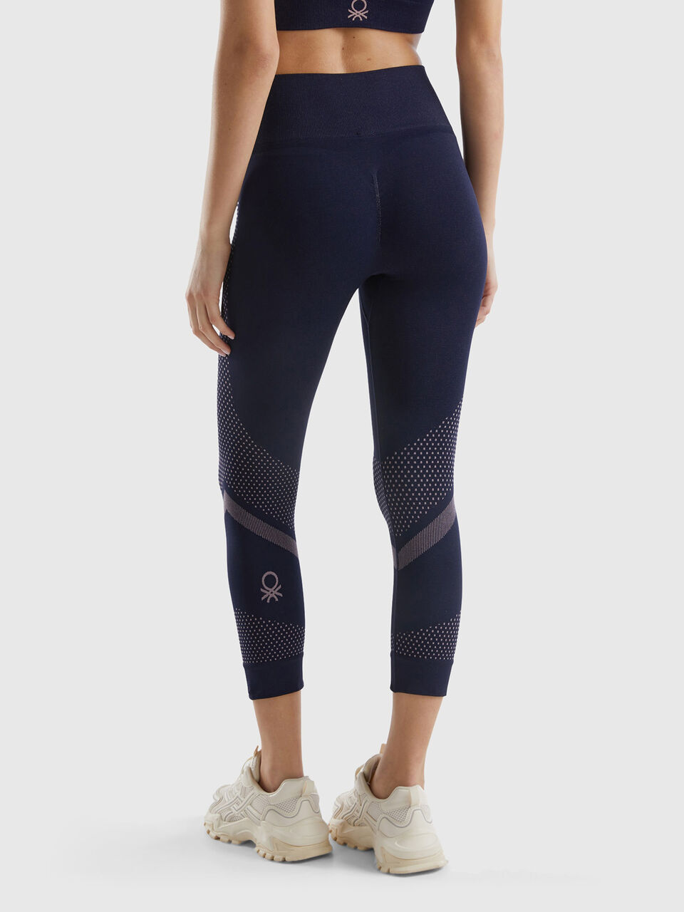 Navy Seamless Three-Quarter Leggings - Women & Plus