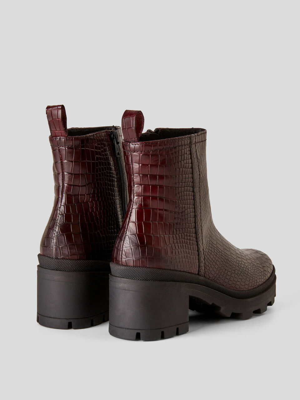 Ankle boots with heel and printed leather image number 2