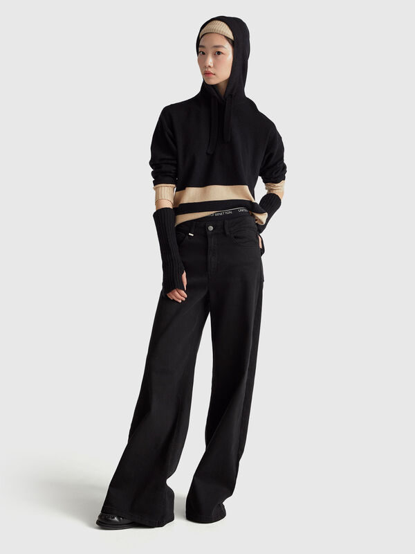 Pull en cachemire mélangé noir avec capuche Femme