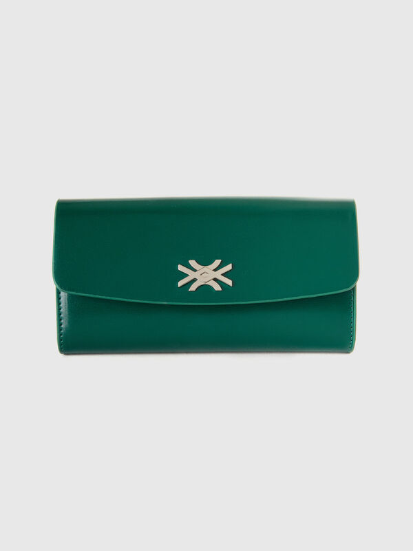 Large wallet in synthetic patent leather Women