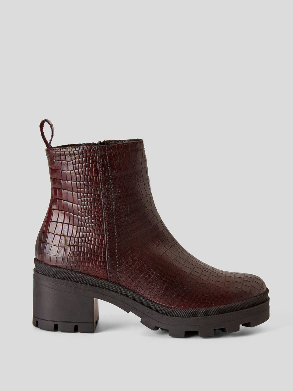 Ankle boots with heel and printed leather image number 1