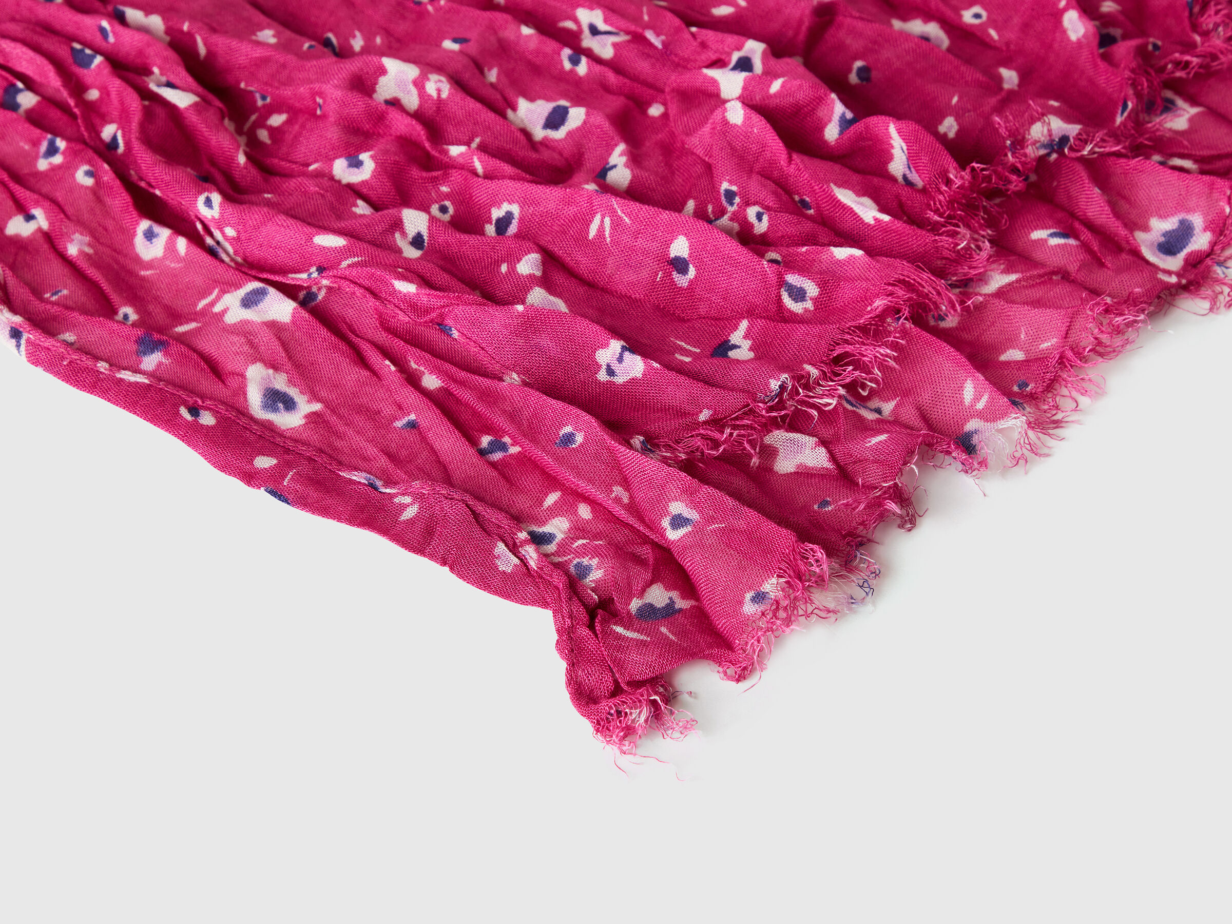 SCARF Women image number 1
