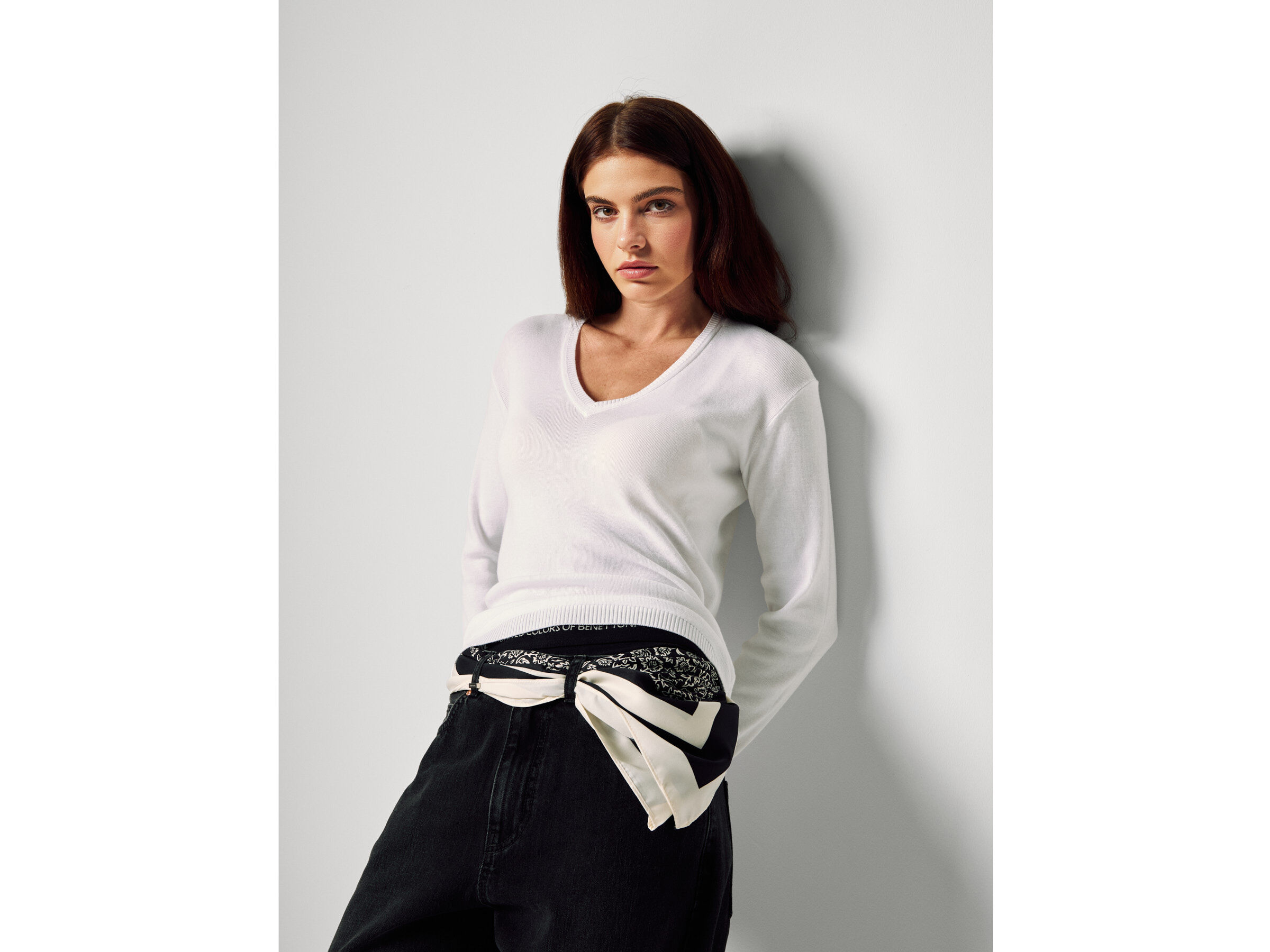 V NECK SWEATER L/S Damen image number 2