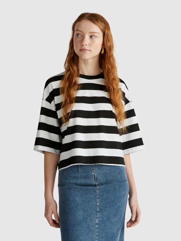 Schwarz-weiß gestreiftes T-Shirt Damen