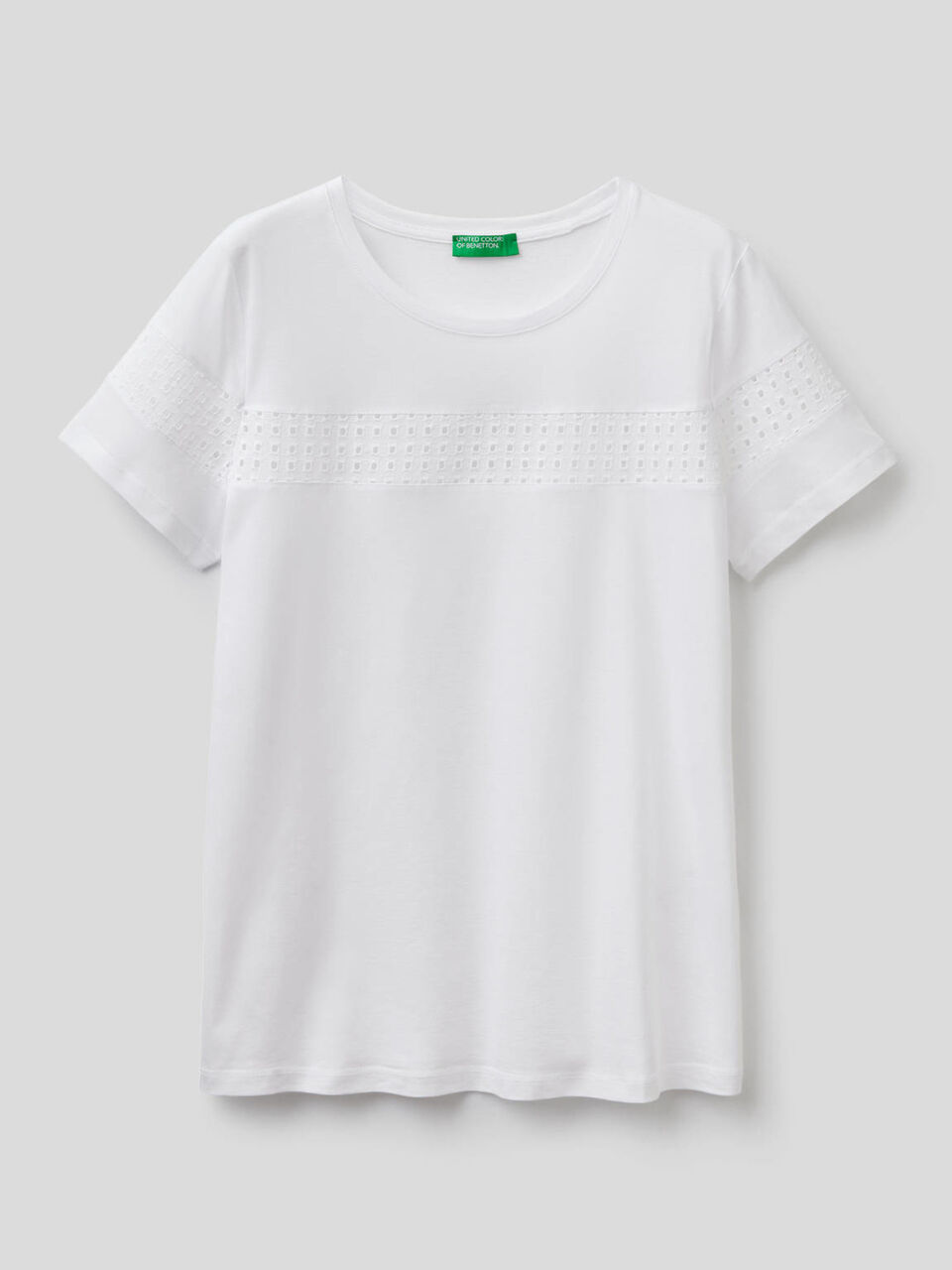T-shirt avec empiècement en broderie anglaise image number 1