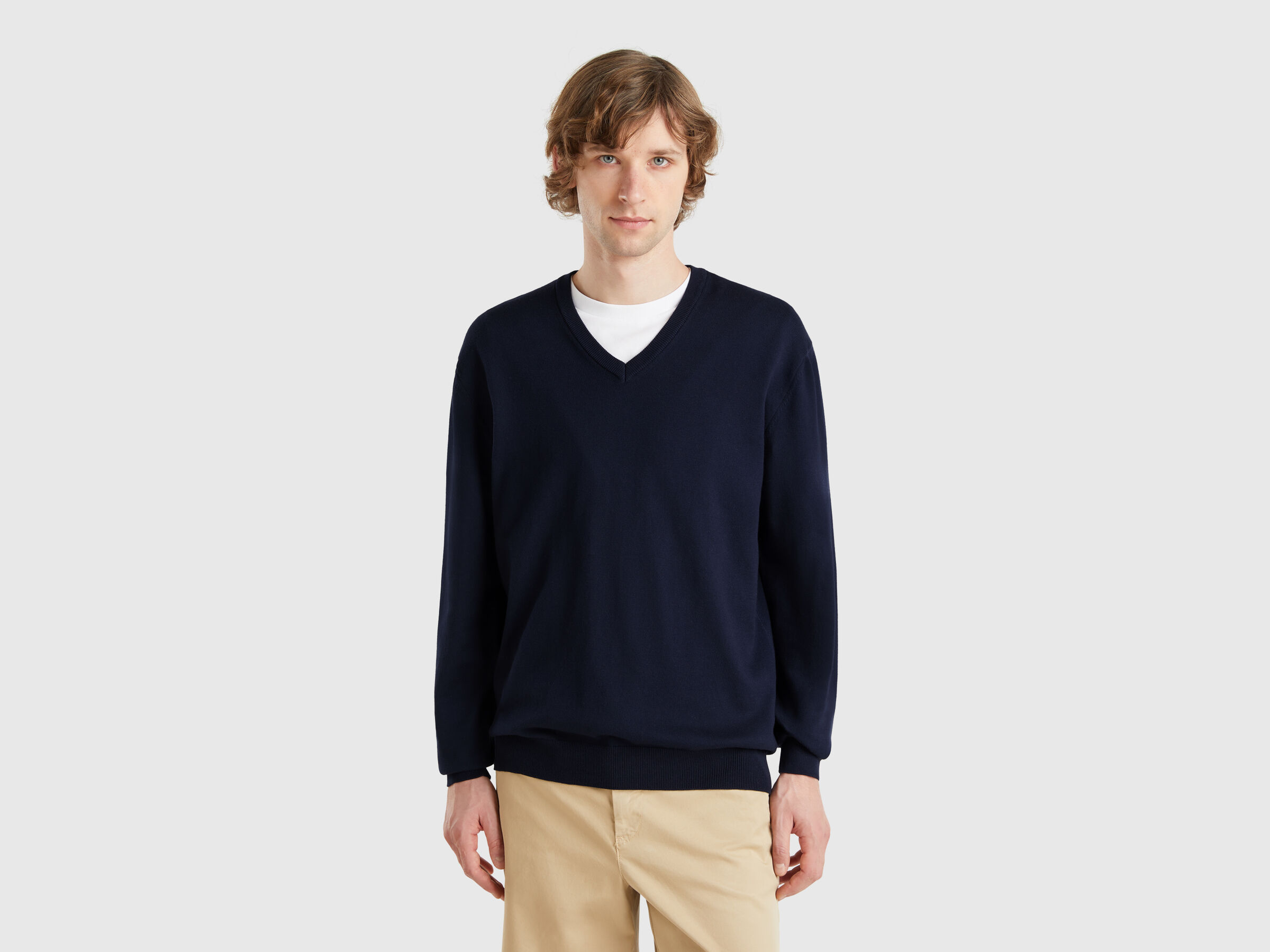 V NECK SWEATER L/S Men image number 0