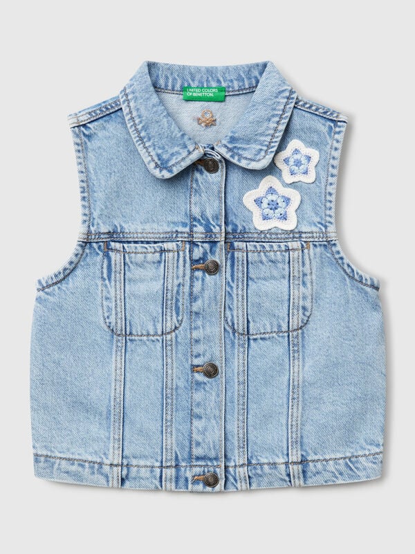 Gilet di jeans con patch fiori Bambina