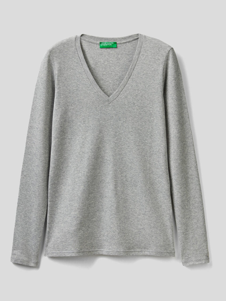 T-shirt a manica lunga con scollo a V image number 1