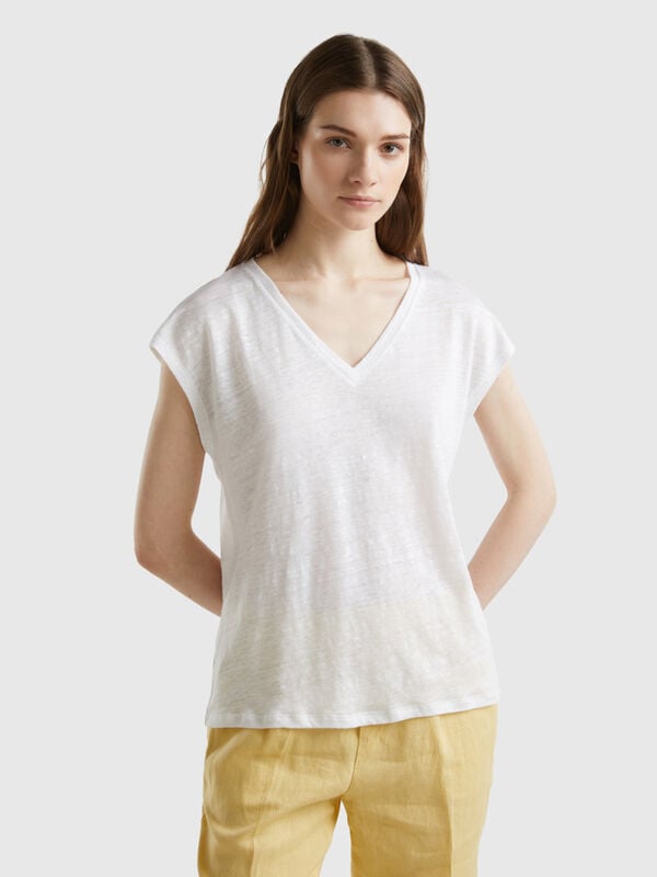 T-Shirt mit V-Ausschnitt aus reinem Leinen Damen
