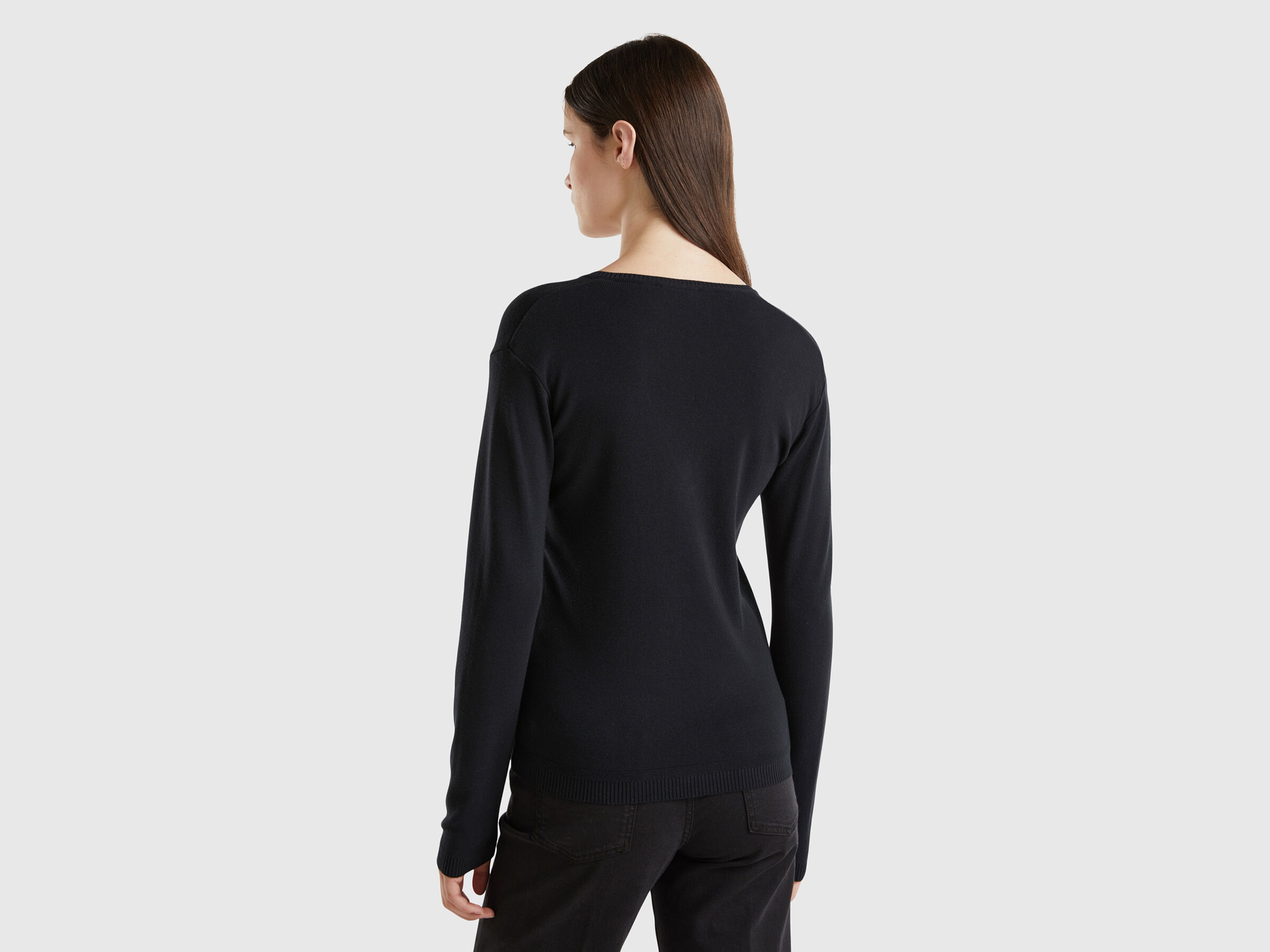 V NECK SWEATER L/S Women image number 1