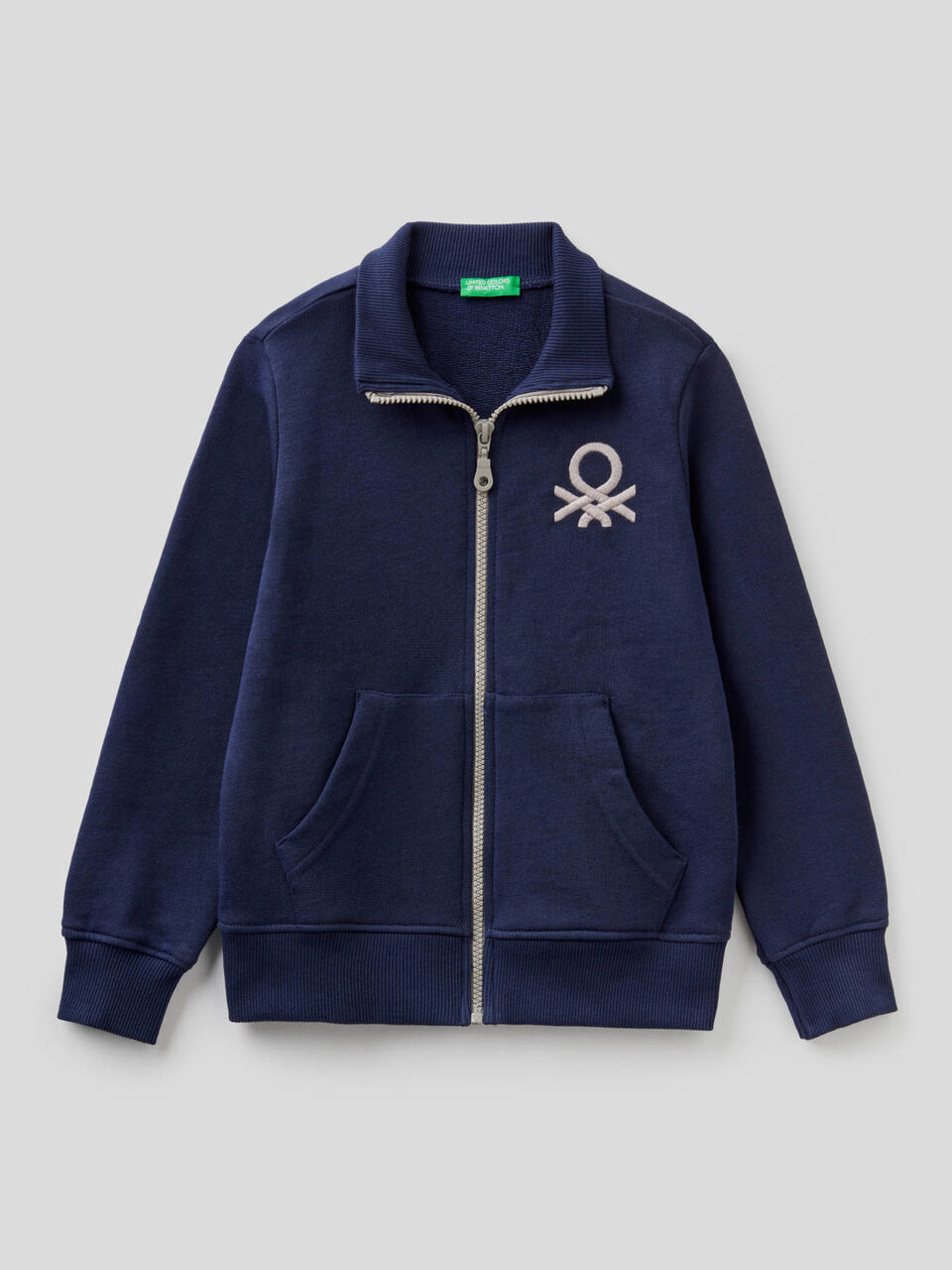 Sweatshirt mit Reißverschluss und aufgesticktem Logo image number 1