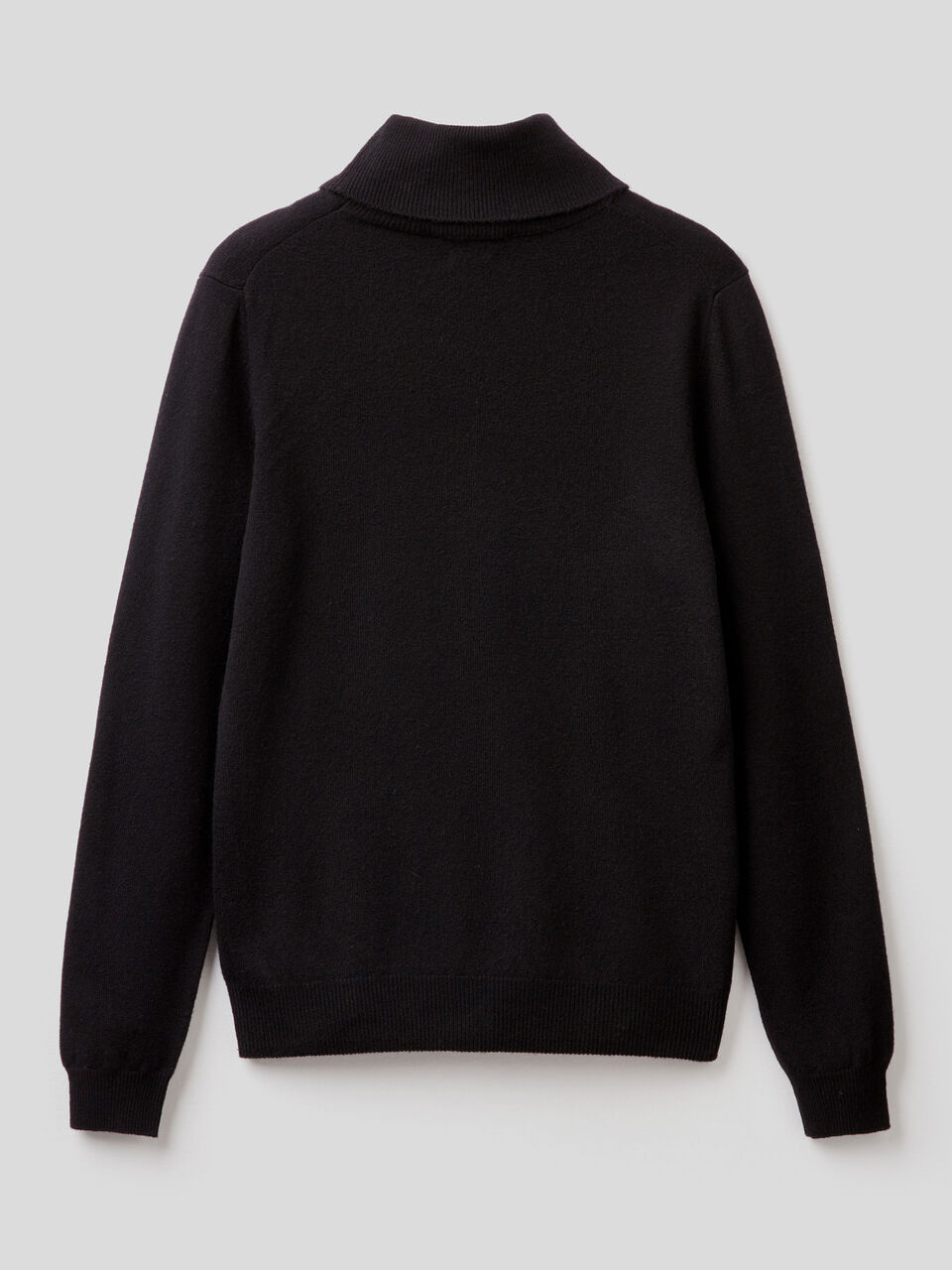 Pull chaud col roulé en pure laine vierge image number 2