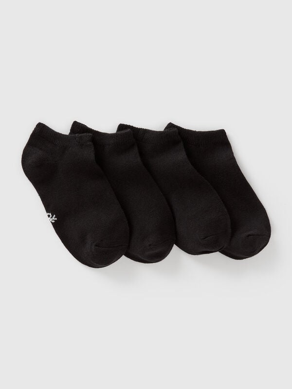 Vier Paar kurze Socken Jungen