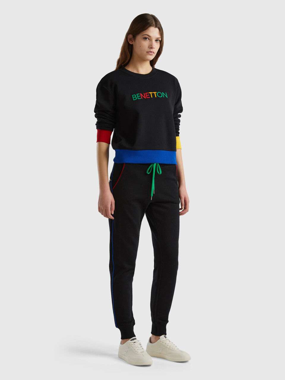 Felpa Donna Nuova Collezione 2023 Benetton