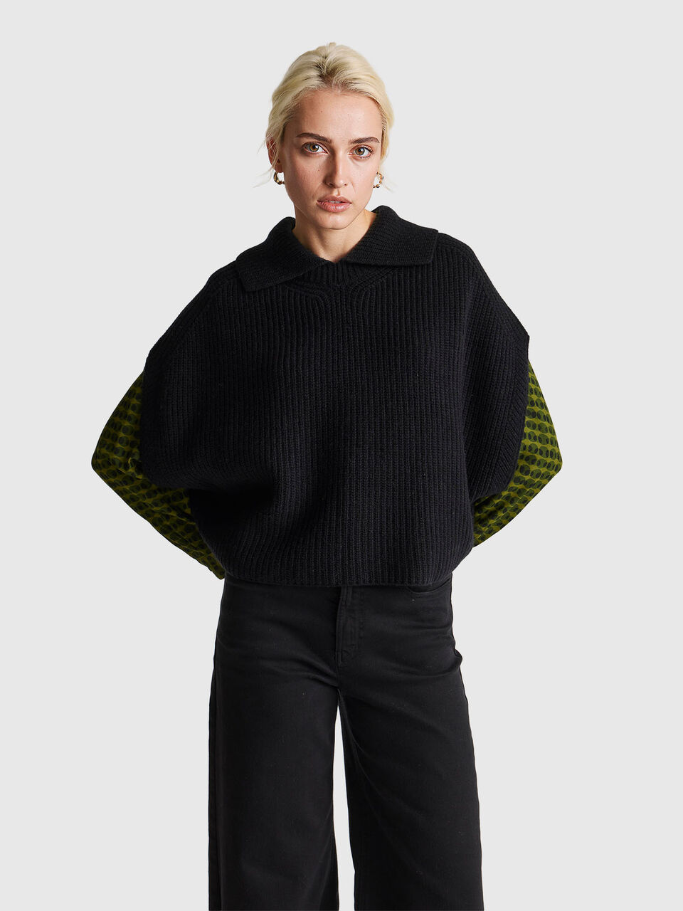 MANTELLA Donna image number null