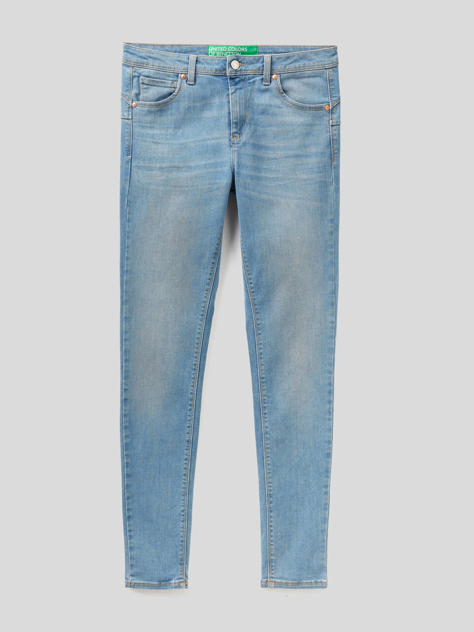 Skinny fit push up jeans image number 1