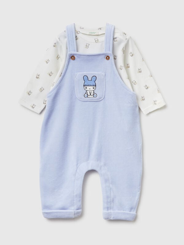 Set aus Baumwoll-T-Shirt und Overall Newborn