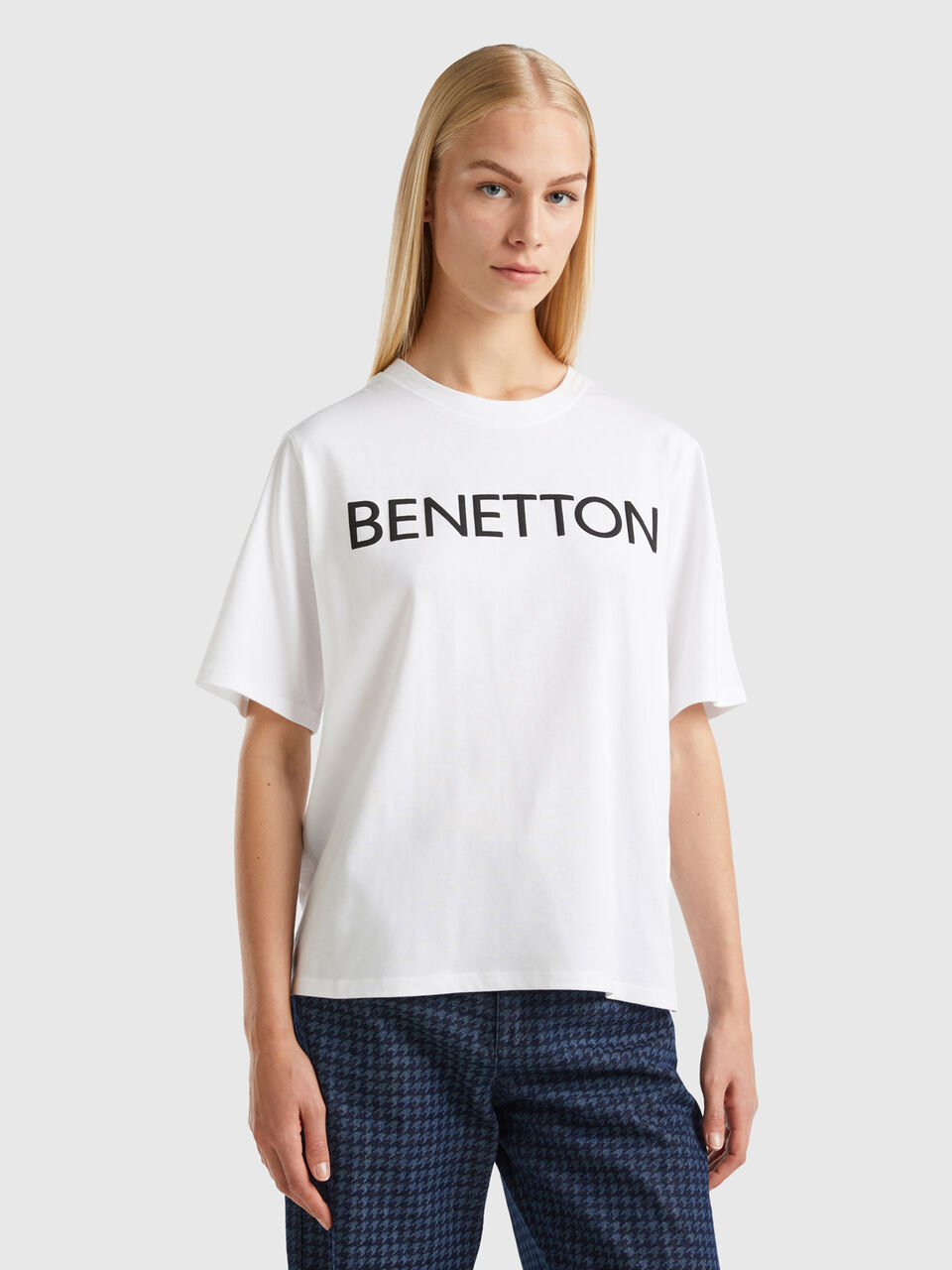 Weiss Logo-Schriftzug Benetton mit T-Shirt - |