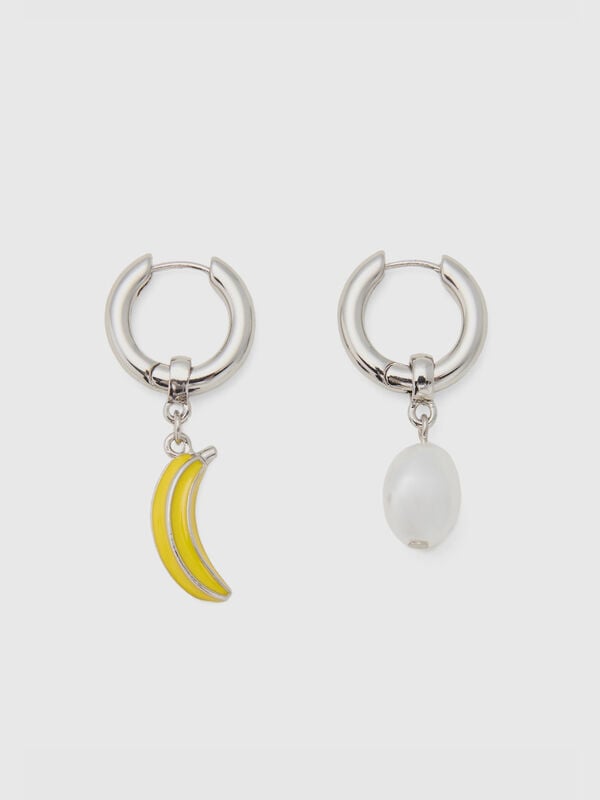 Earrings with yellow banana pendant and white pearl Women