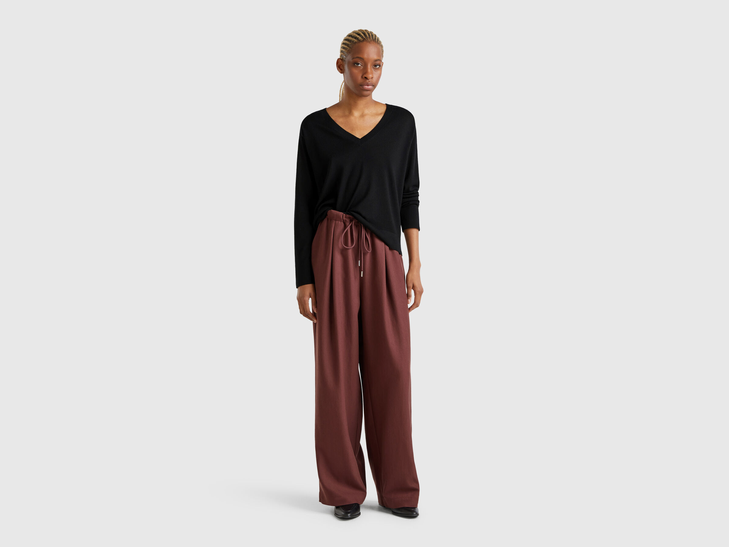V NECK SWEATER L/S Femme image number 2