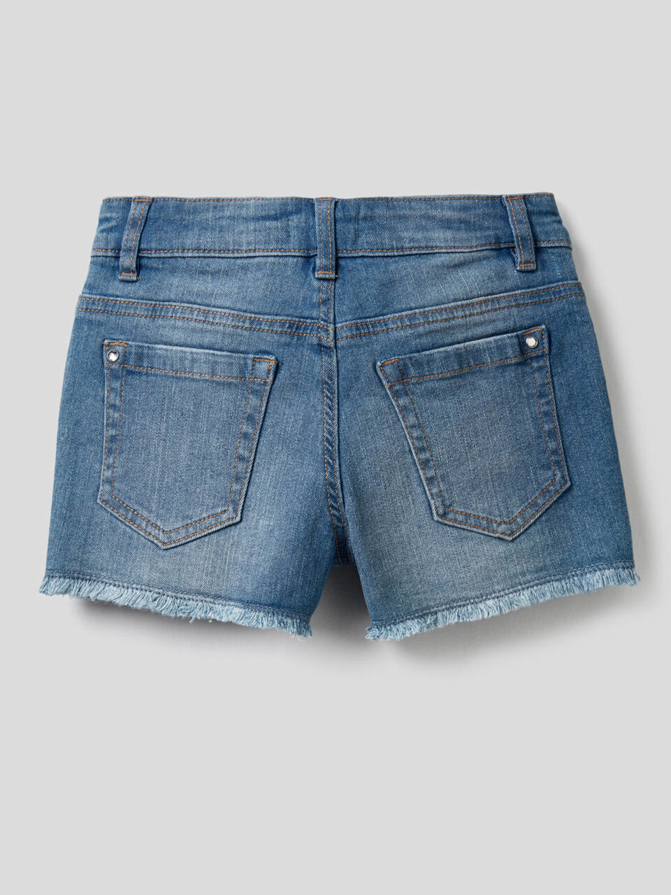 Shorts in jeans con patch image number 2