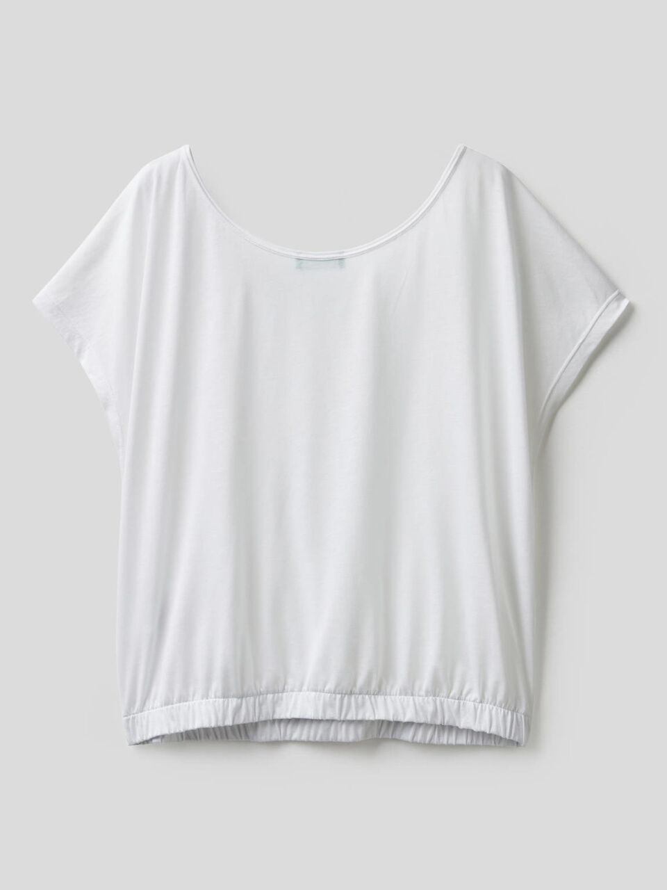 Blouse fluide avec encolure ronde image number 2