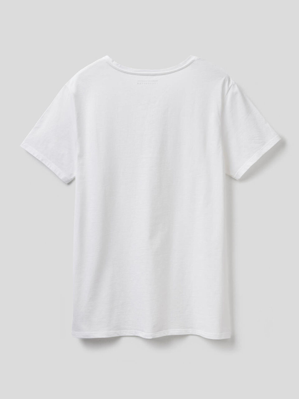 T-shirt 100% cotone con scollo a V image number 2