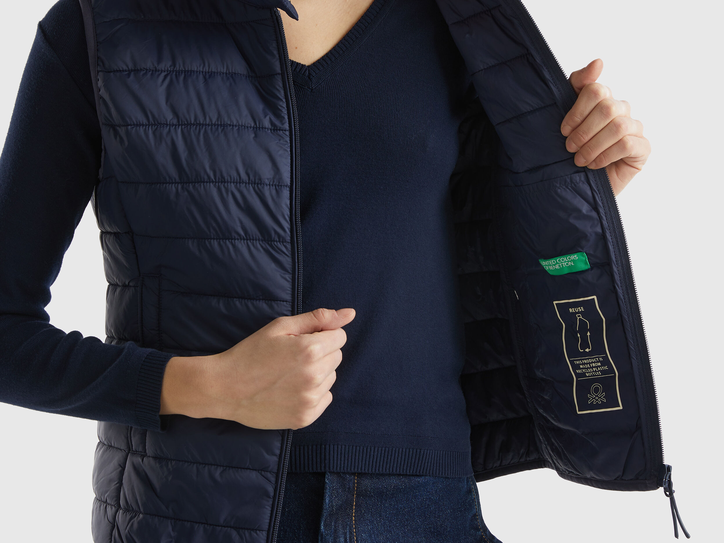 Sleeveless puffer jacket with recycled wadding Dark Blue Benetton
