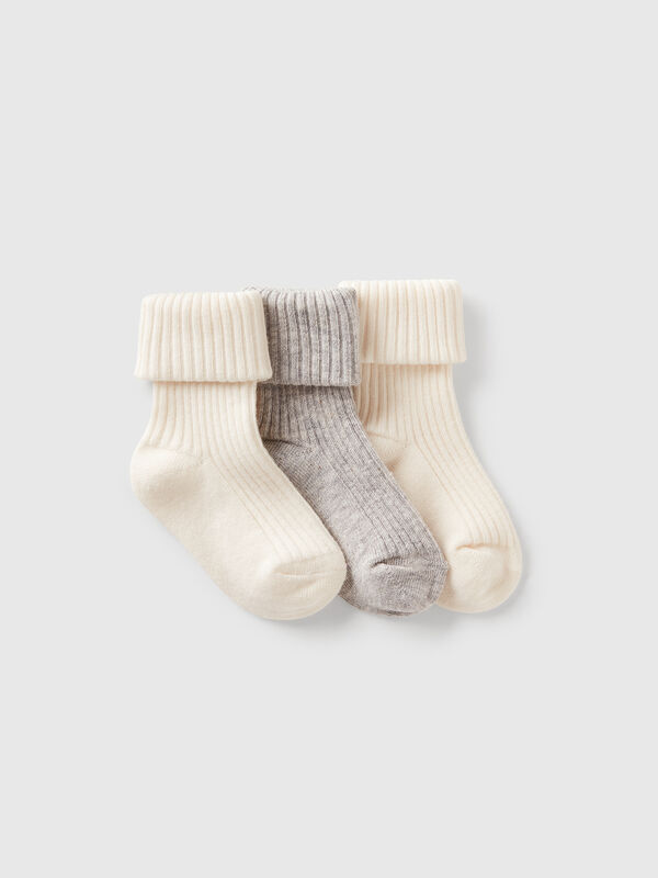 Drei Paar gerippte Socken Newborn