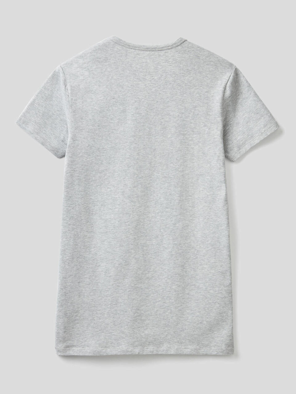 T-shirt basique avec col en V image number 2