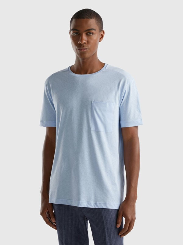 T-shirt in misto lino con taschino Uomo