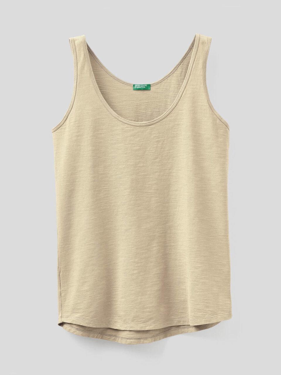 100% cotton tank top with rounded bottom image number null