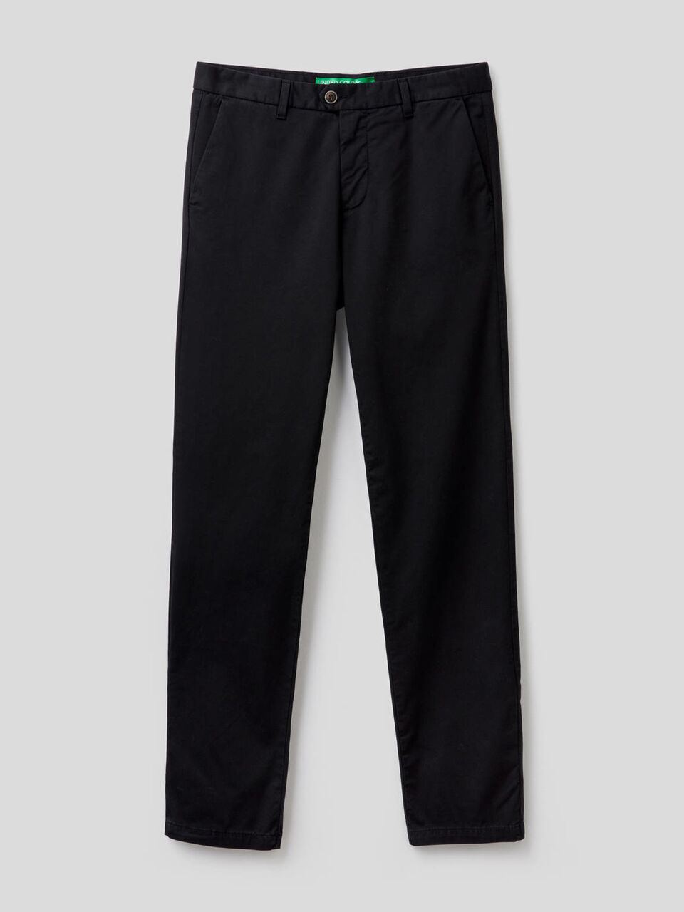 Chino coupe slim en coton image number 1