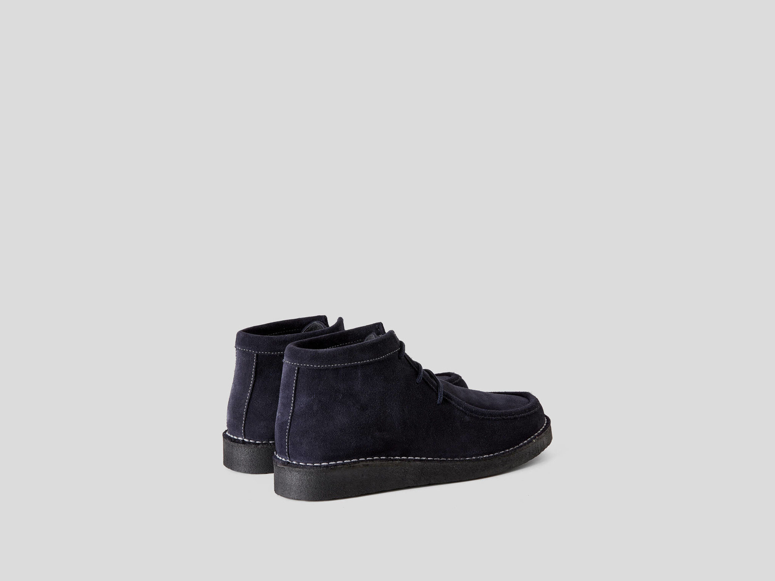 Suede lace-up shoes