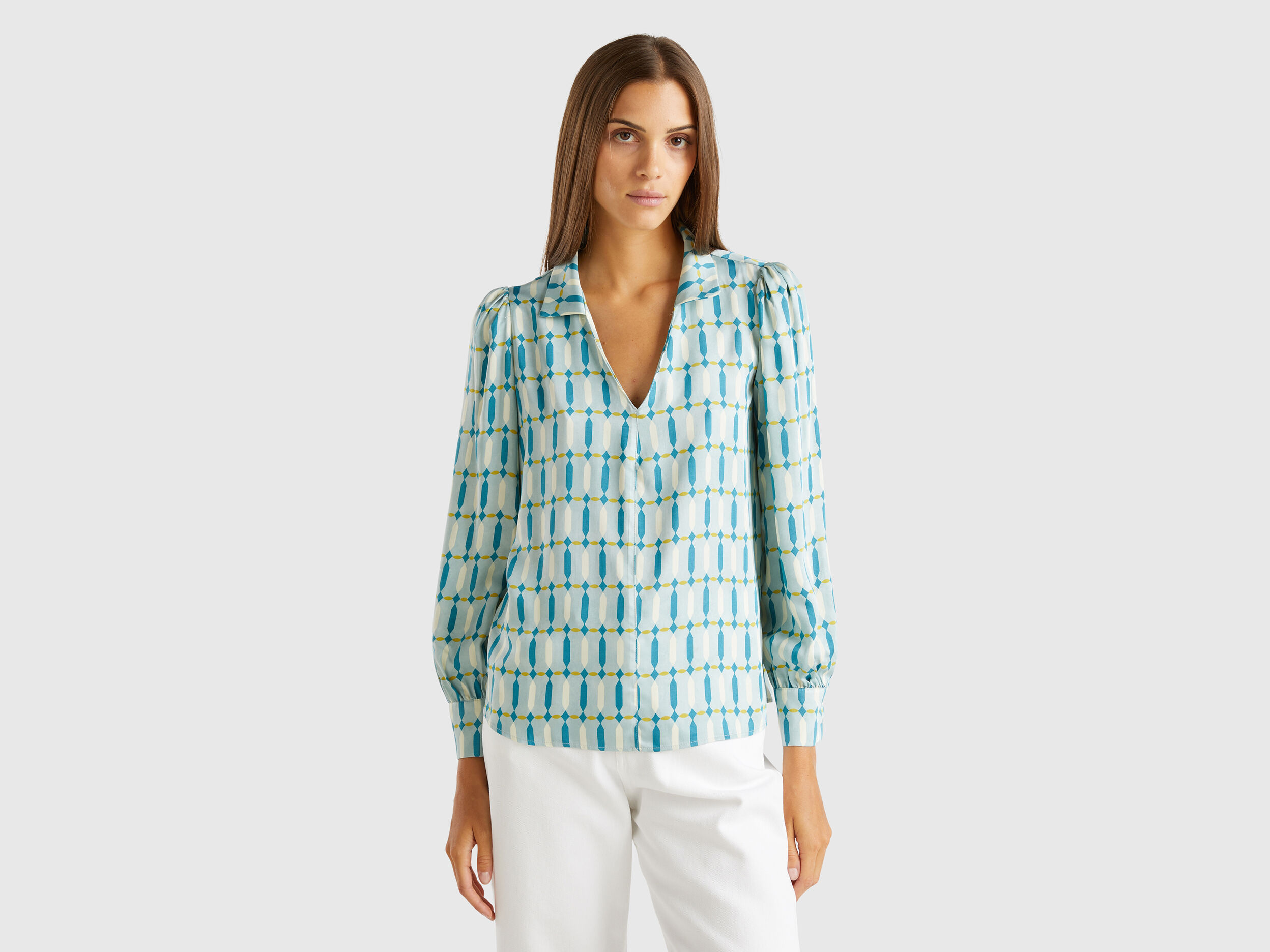 Chemisiers et Blouses Femme Nouvelle Collection 2024 Benetton