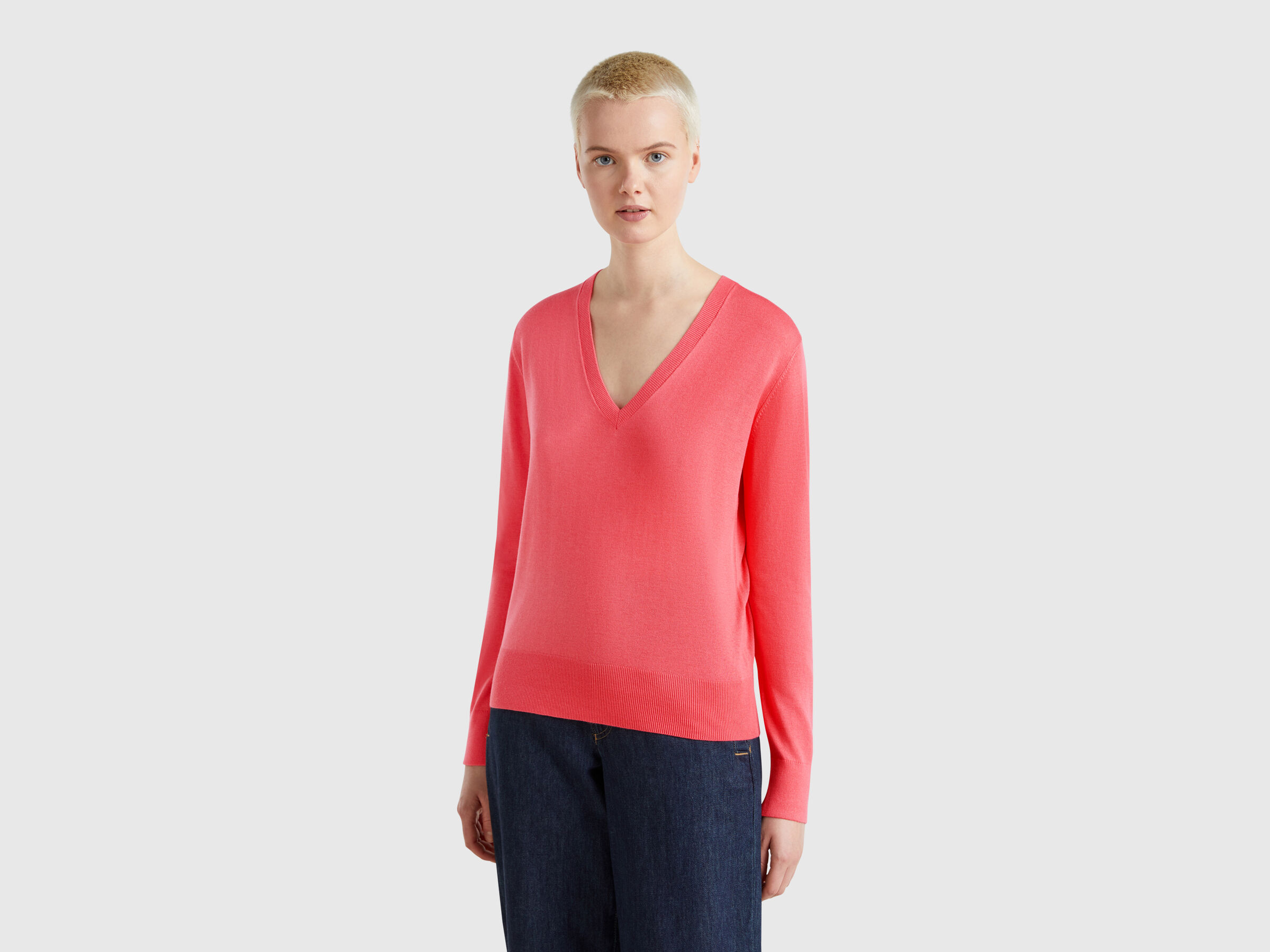 MAGLIA SCOLLO V M/L Donna image number 0