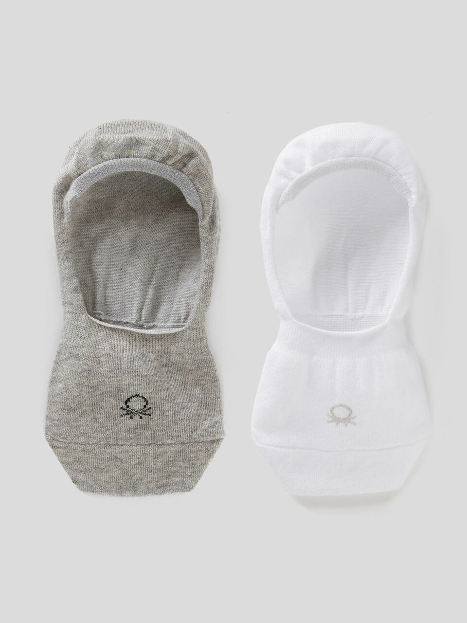 Deux paires de socquettes unies image number 1