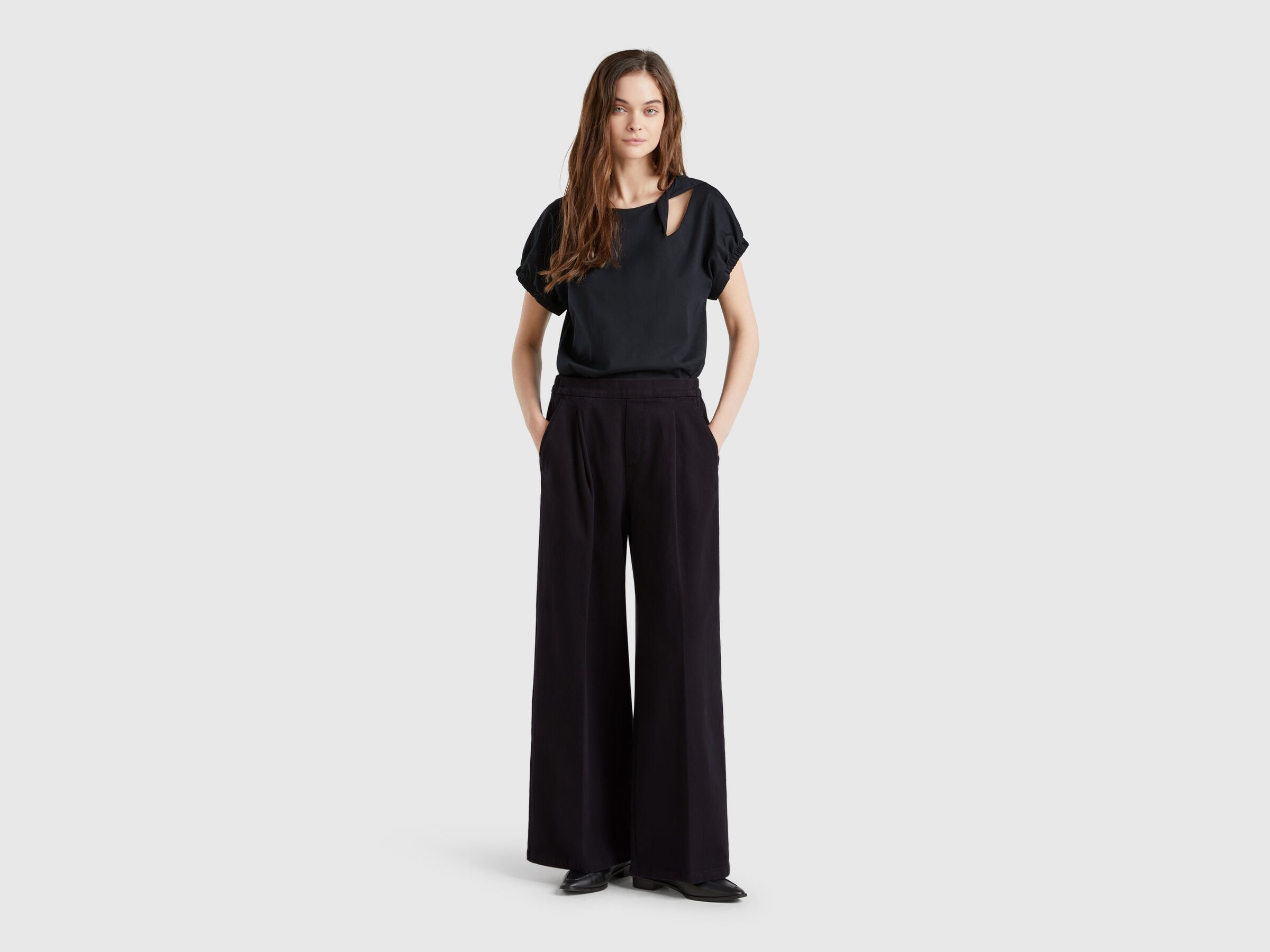 TROUSERS Damen image number 2