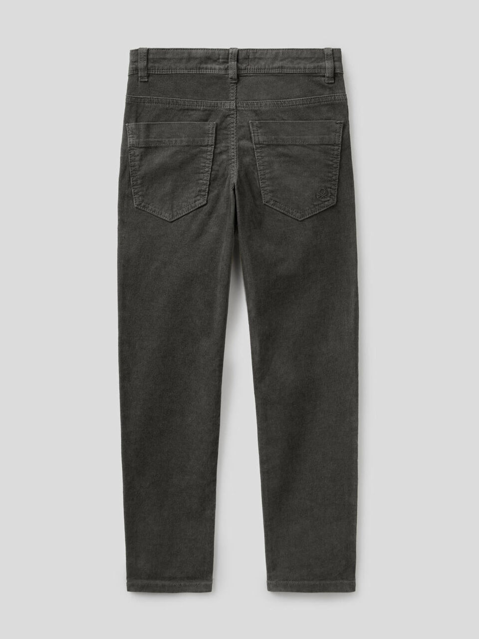 Slim-Fit-Hose aus stretchigem Samt image number 2