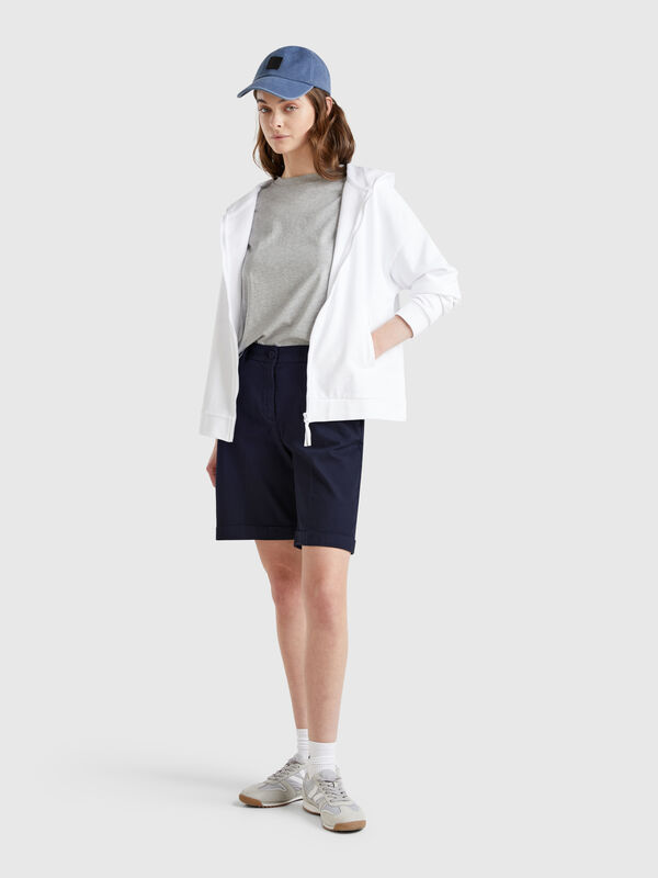 Bermudashorts mit Bündchen aus Stretch-Baumwolle Damen
