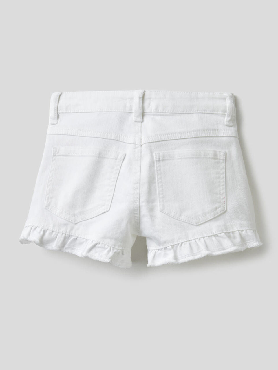 Short uni avec ruches image number 2