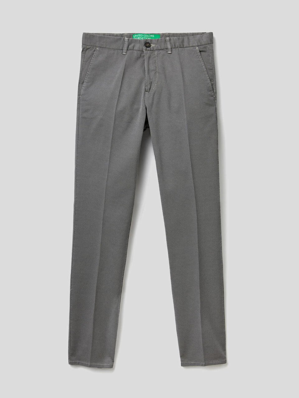 Slim-Fit-Chinos aus elastischer Baumwolle image number 1