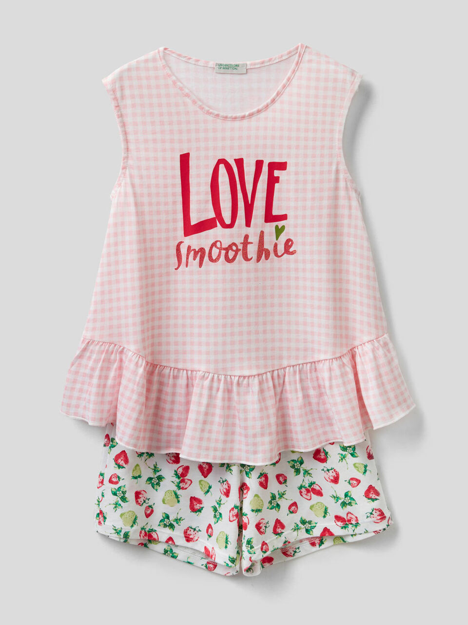 Pyjama bestehend aus Top und Shorts image number 1