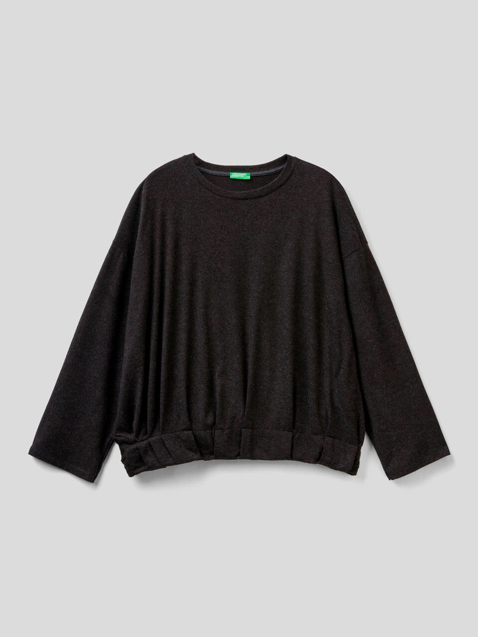 Flowy t-shirt with pleats image number 1