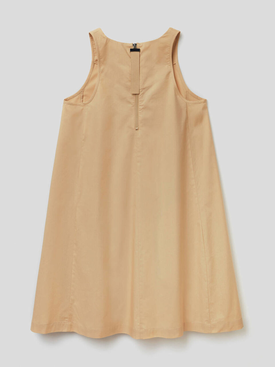 Ärmelloses Kleid in Trapezform image number 2
