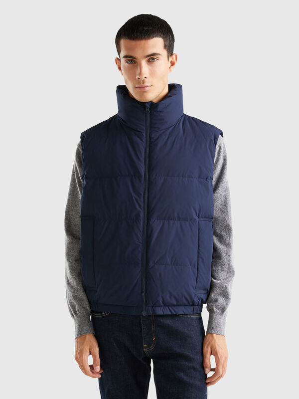 Sleeveless padded jacket with recycled down