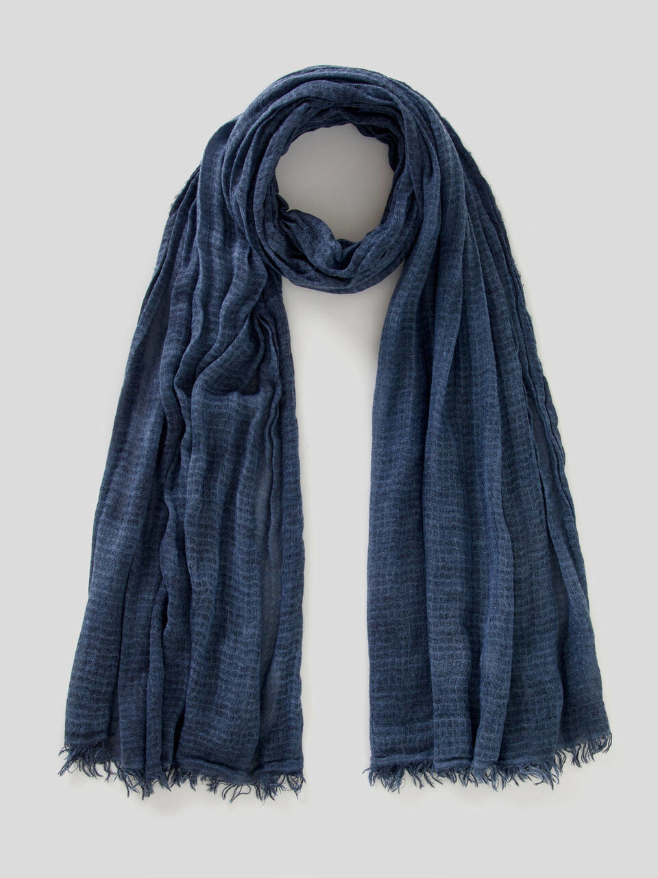 Crinkled fabric scarf image number 1