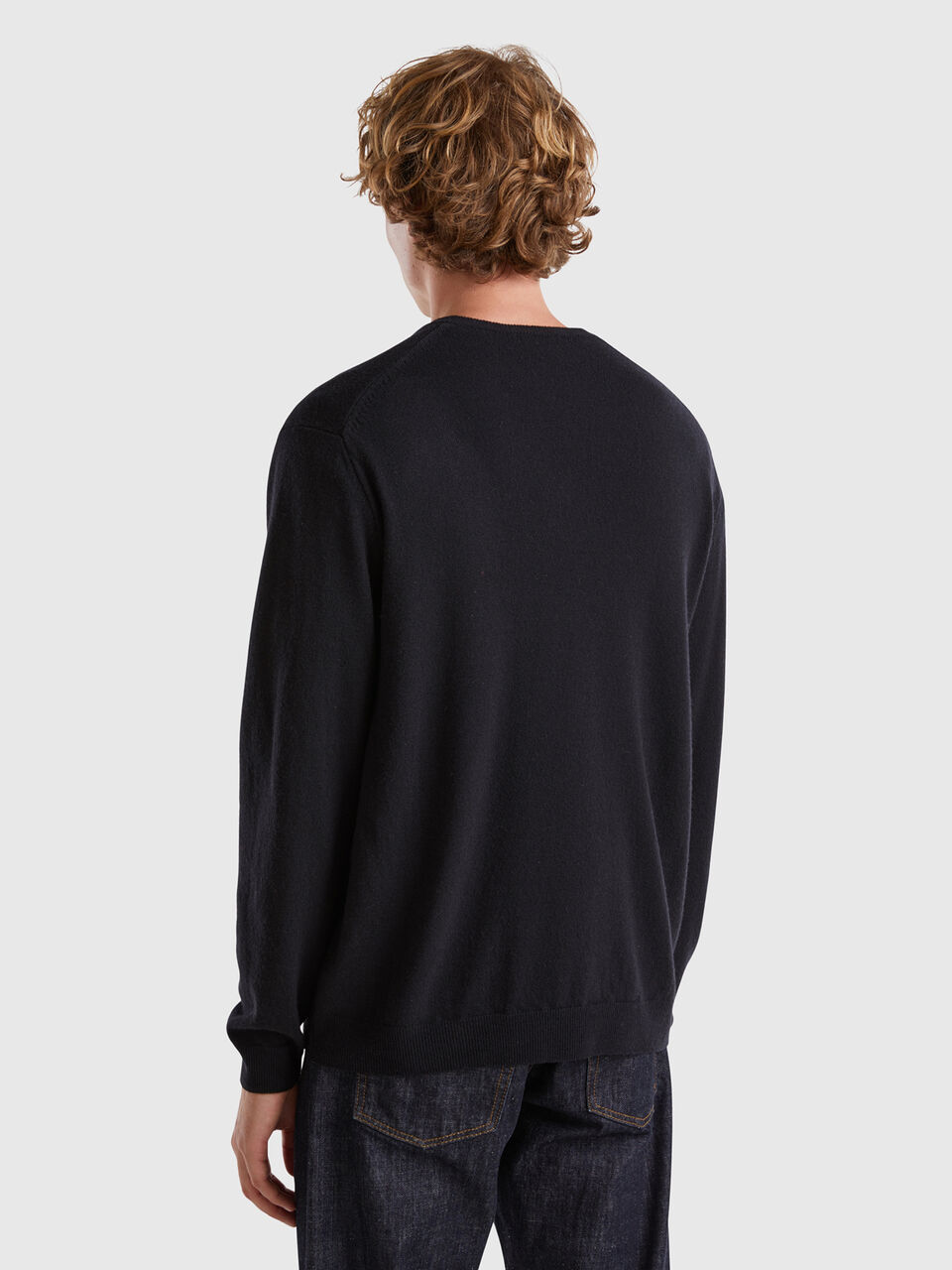V NECK SWEATER L/S Homme image number null